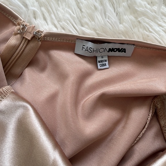 NWOT Fashion Nova satin dress - Picture 5 of 6